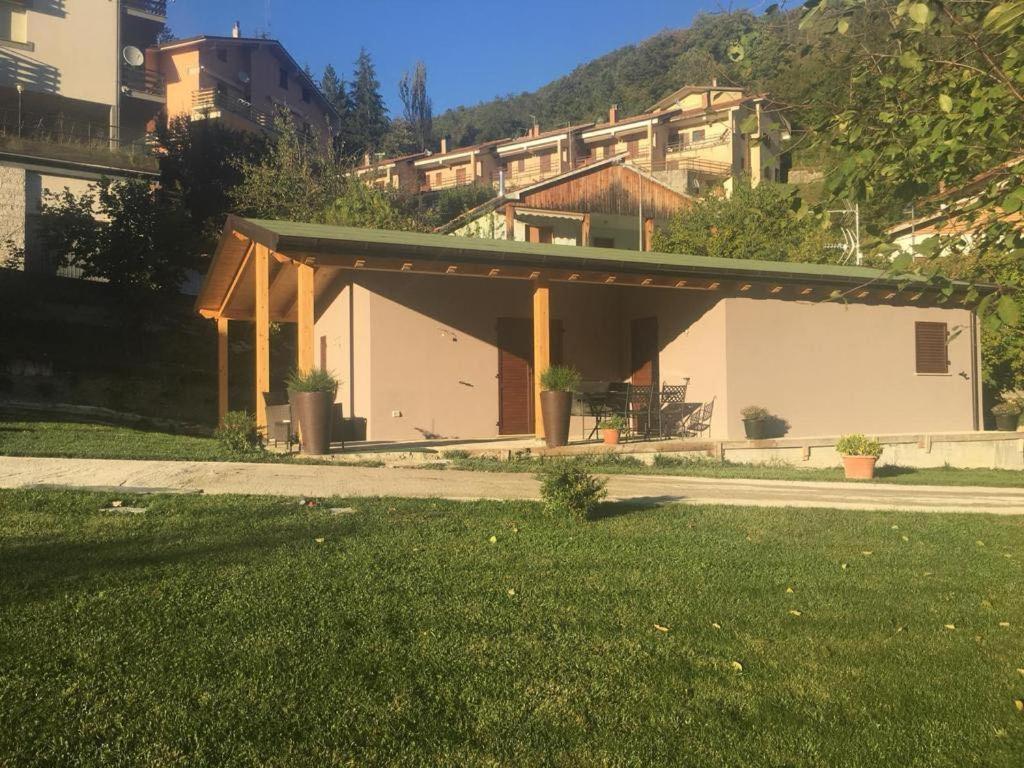 Villacolle Visso Exterior foto