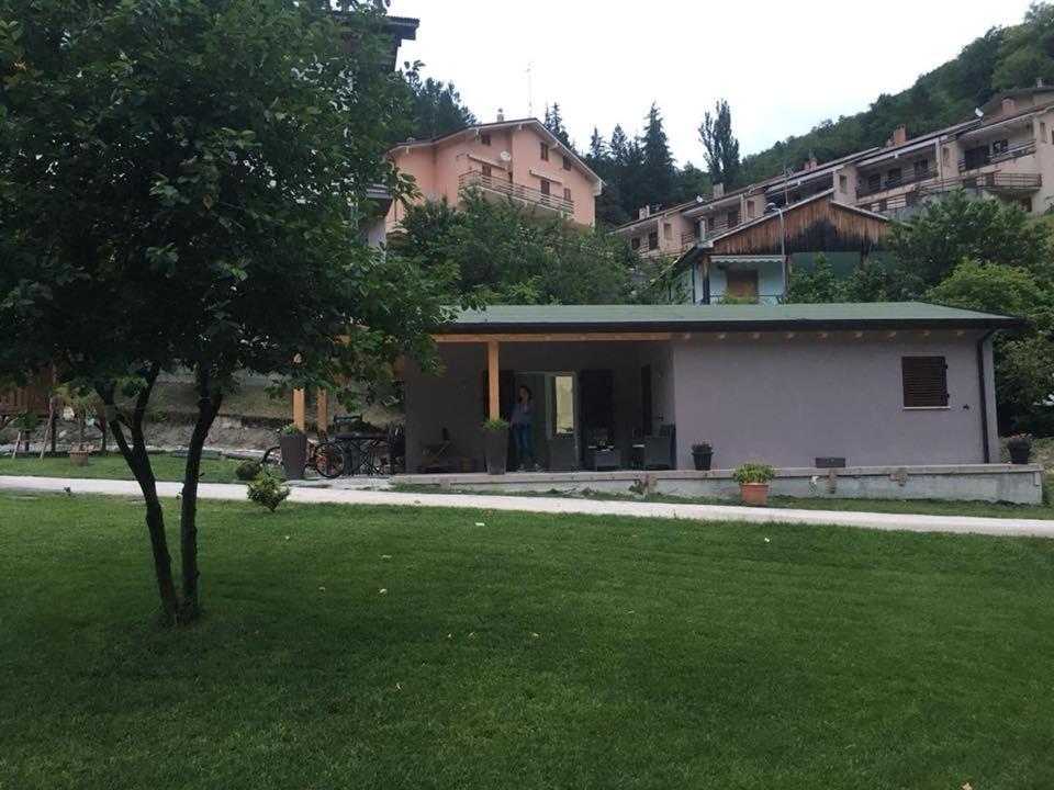 Villacolle Visso Exterior foto